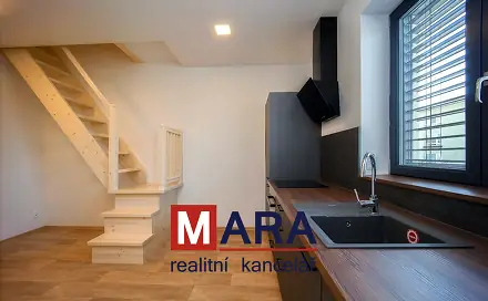Pronájem bytu 2+1 87 m², Jižní, Olomouc - Slavonín