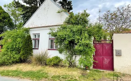 Prodej domu 100 m² s pozemkem 337 m², Jamolice, okres Znojmo