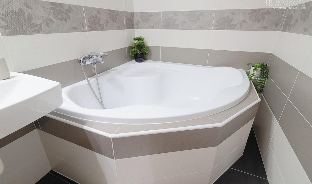 Prodej bytu 2+kk 43 m², Praha – náhled fotky 7