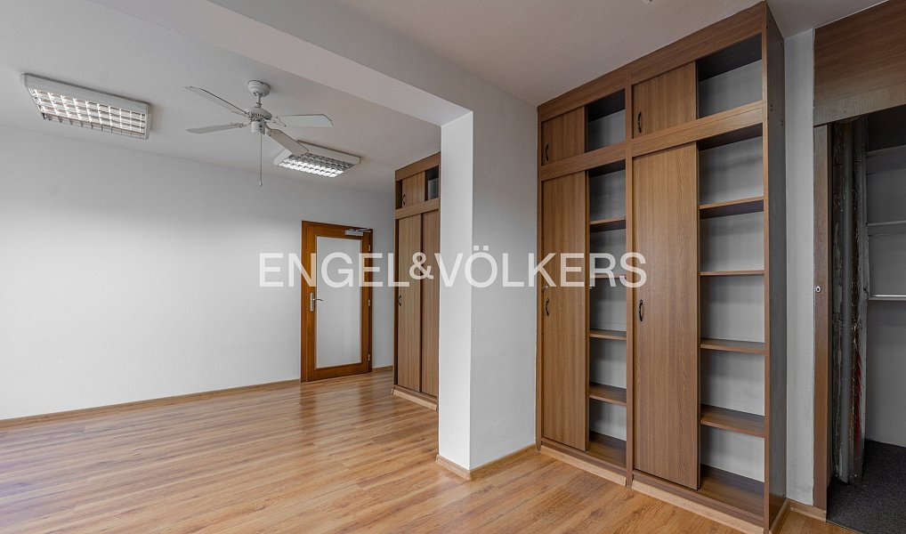 Pronájem kanceláře 40 m², Praha – náhled fotky 3