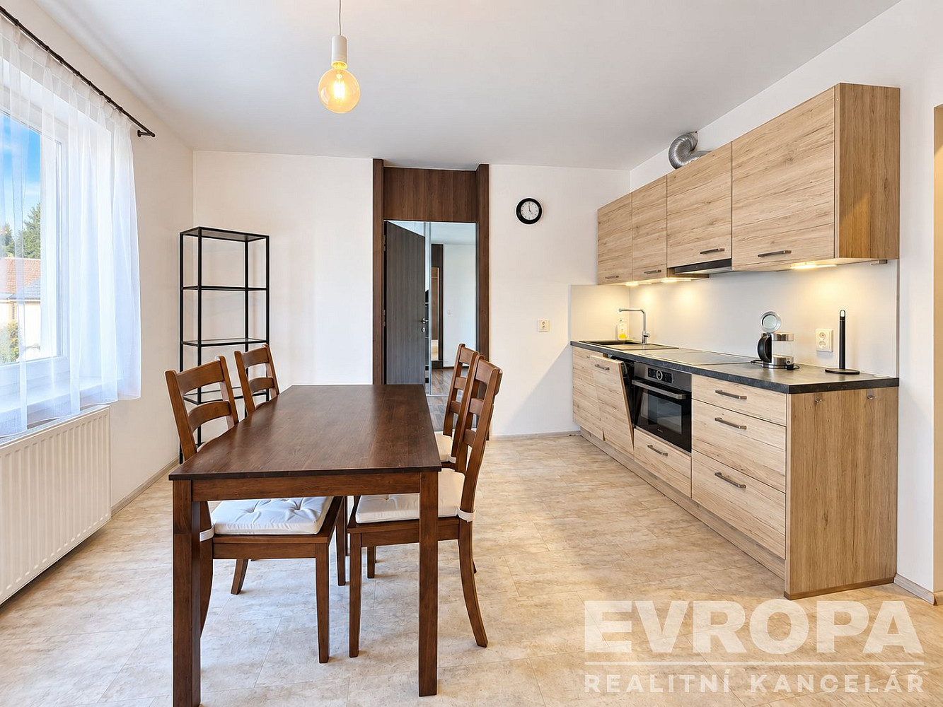 Pronájem bytu 2+1 58 m² – fotografie 4