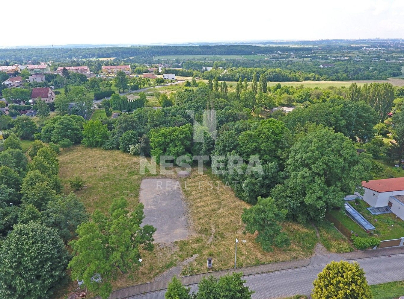 Prodej stavebního pozemku 897 m² – fotografie 4