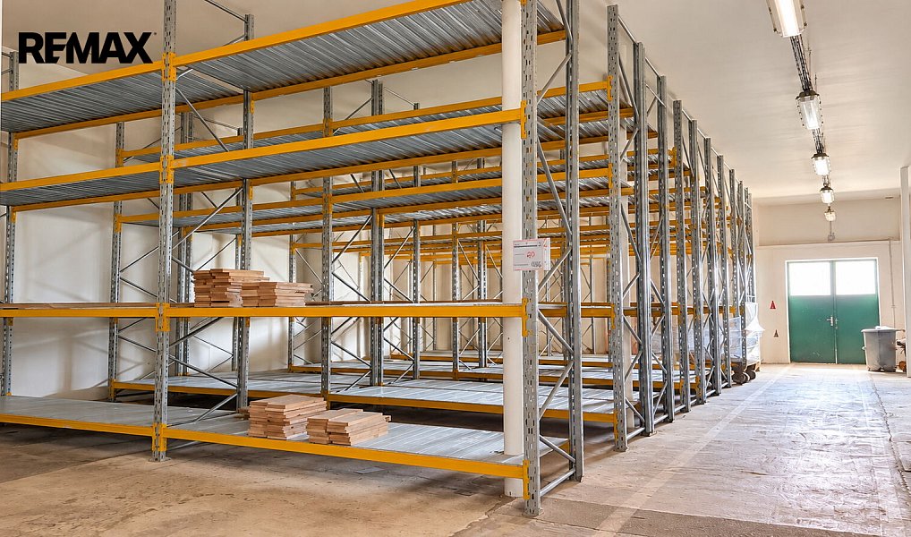 Pronájem skladovacích prostor 500 m², Luby – náhled fotky 2