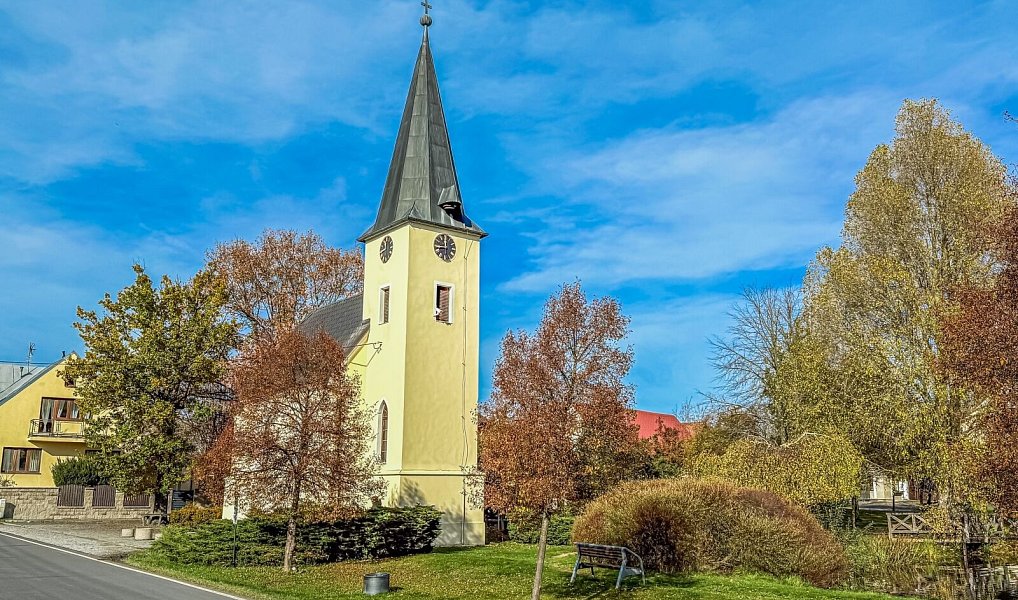 Prodej stavebního pozemku 1 360 m², Drmoul – náhled fotky 14