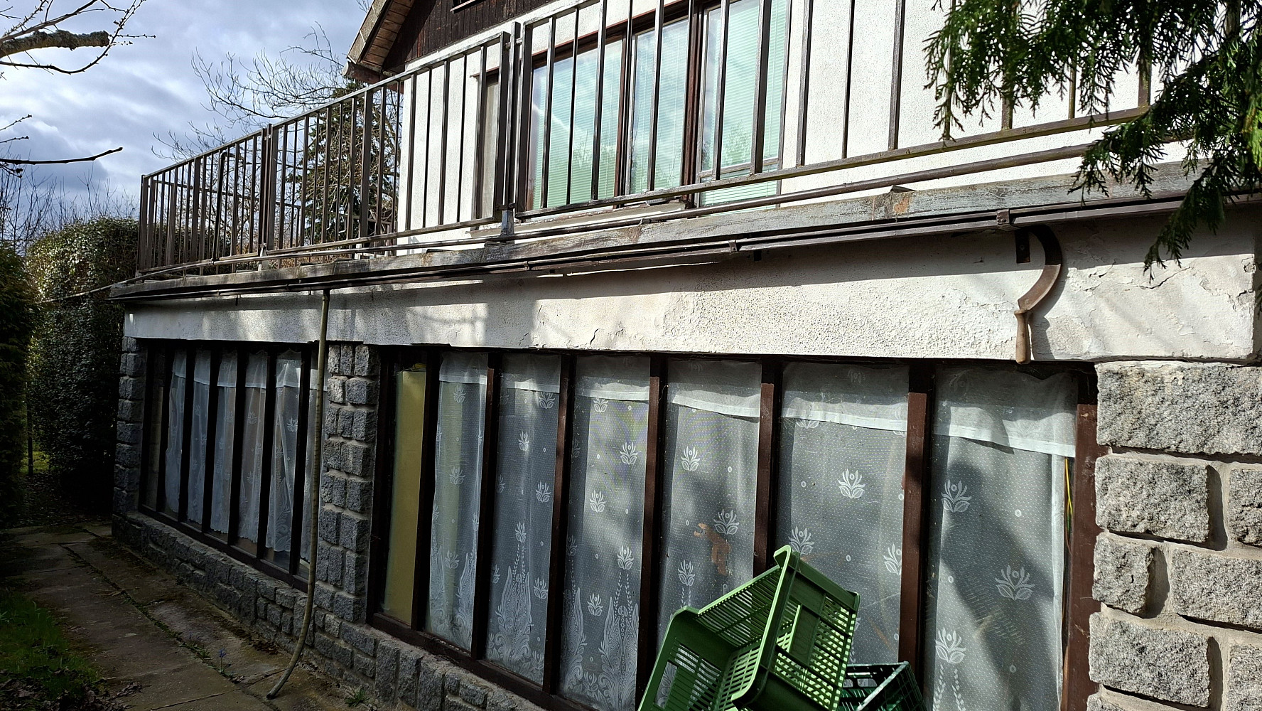 Prodej domu 300 m² s pozemkem 1 090 m² – pohled 4
