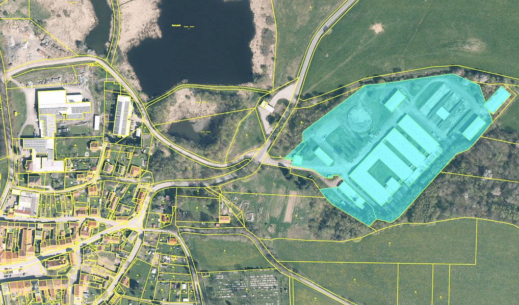 Prodej výrobních prostor 44 000 m², Benešov nad Černou – náhled fotky 2