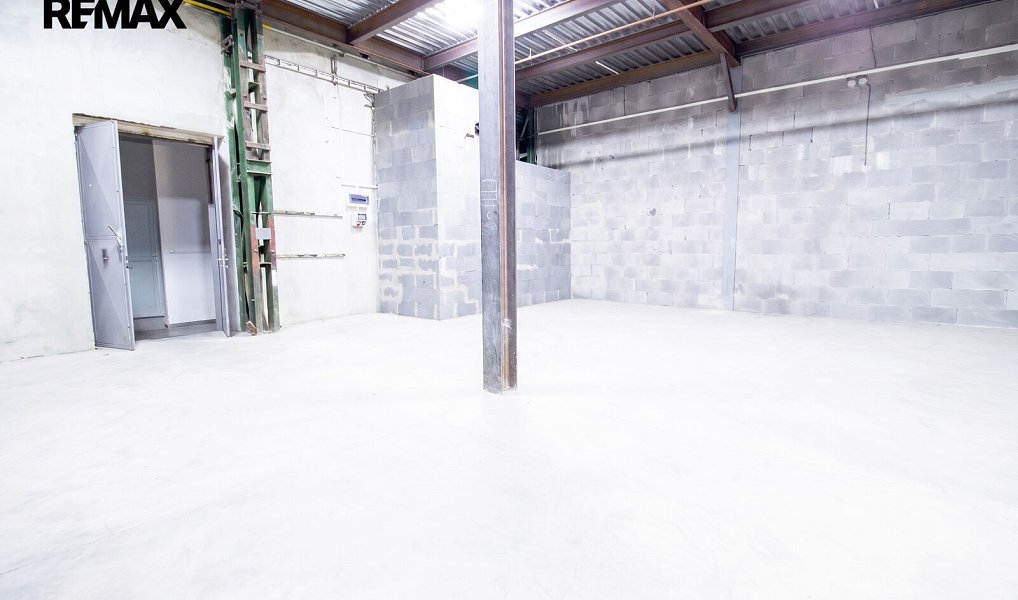 Pronájem skladovacích prostor 1 263 m², Praha – náhled fotky 10