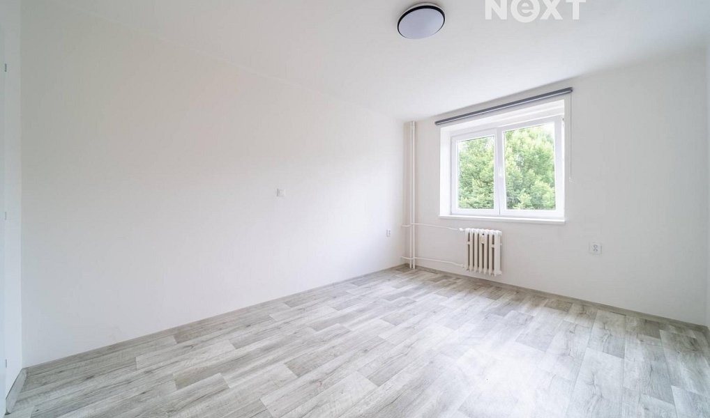 Pronájem bytu 2+1 55 m², Vsetín – náhled fotky 8