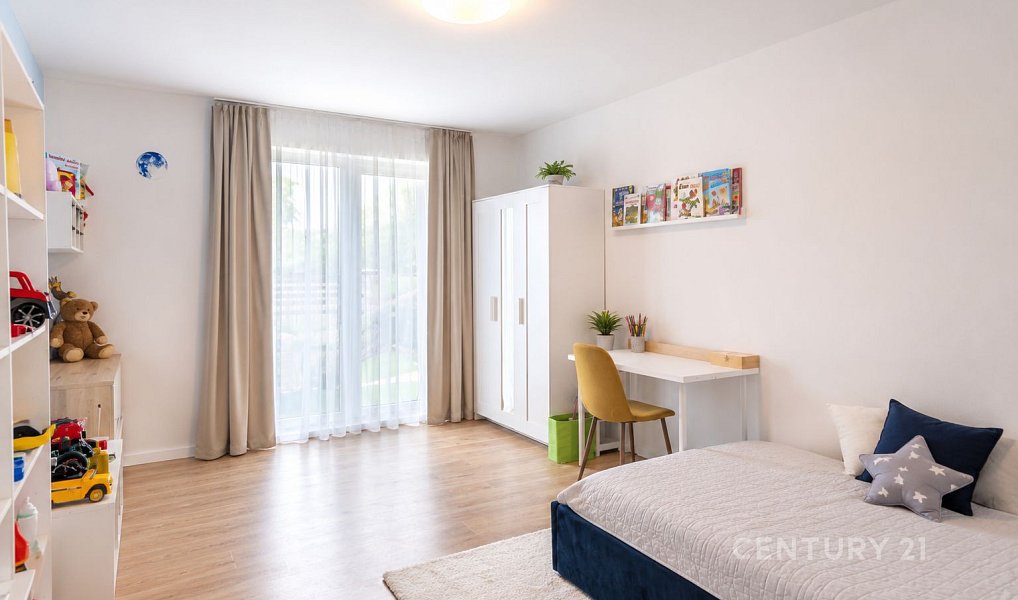 Prodej domu 260 m² s pozemkem 906 m², Hajany – náhled fotky 13