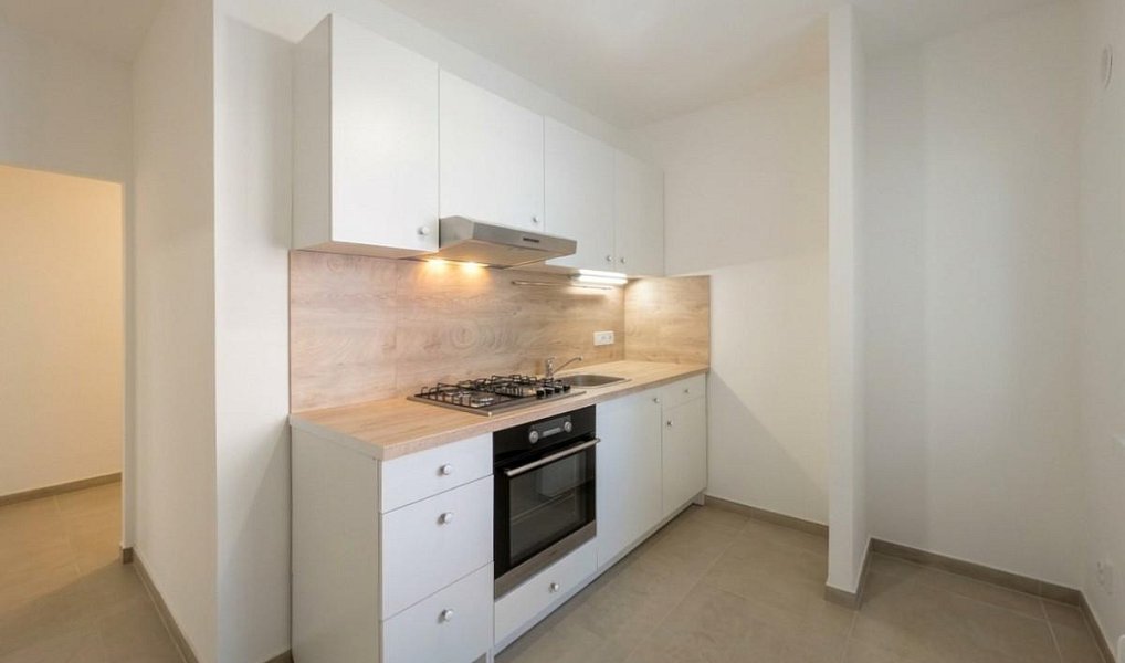Prodej bytu 2+1 49 m², Beroun – náhled fotky 10