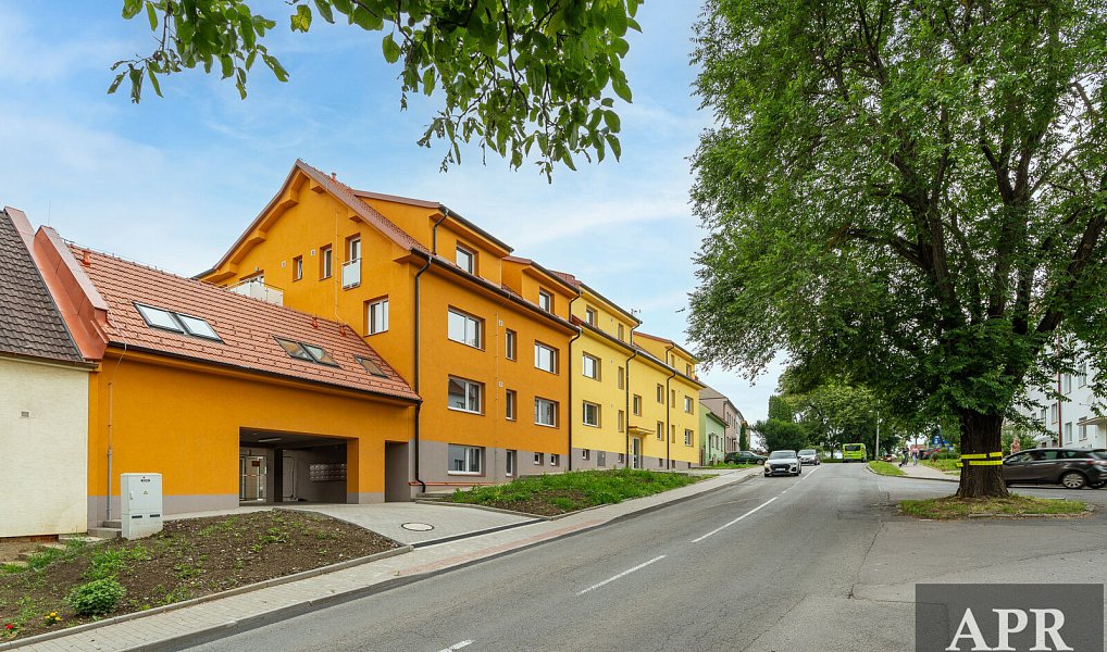 Pronájem bytu 1+kk 43 m², Uherský Brod – náhled fotky 3
