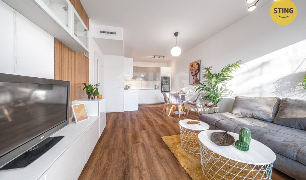 Prodej bytu 2+kk 55 m², Praha – náhled fotky 2