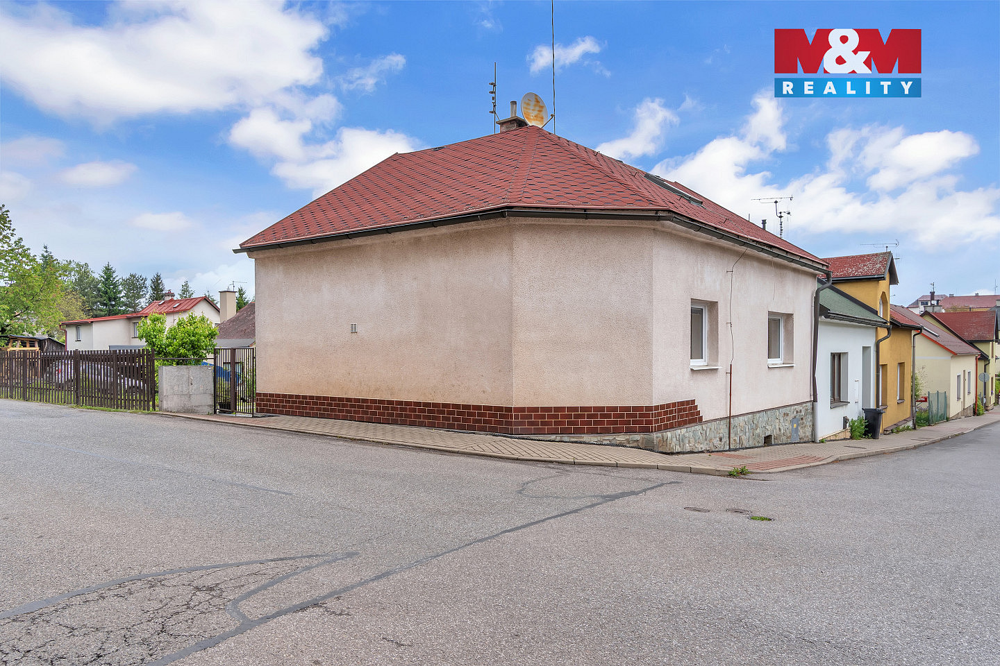 Prodej domu 122 m² s pozemkem 313 m²