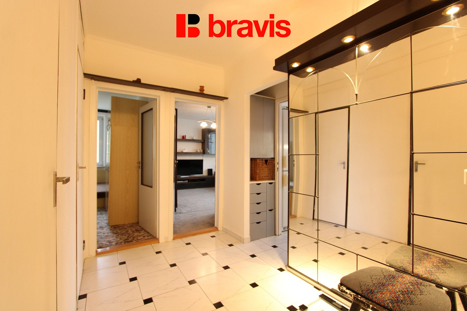 3 rooms, 99.0 m² in Brno