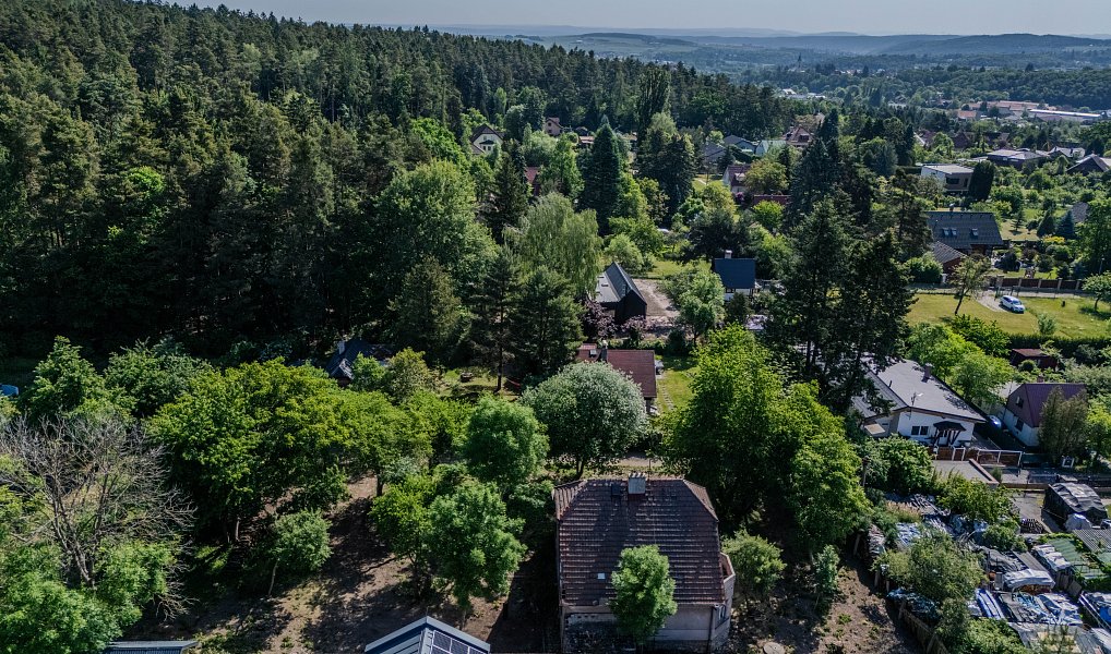 Prodej stavebního pozemku 1 284 m², Mníšek pod Brdy – náhled fotky 5