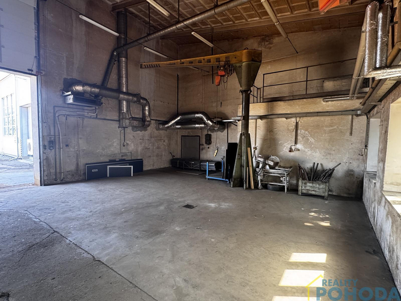 Pronájem výrobních prostor 195 m² – fotografie 3