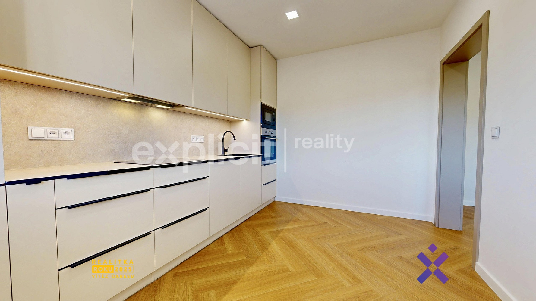 Pronájem bytu 2+1 66 m² – fotografie 4