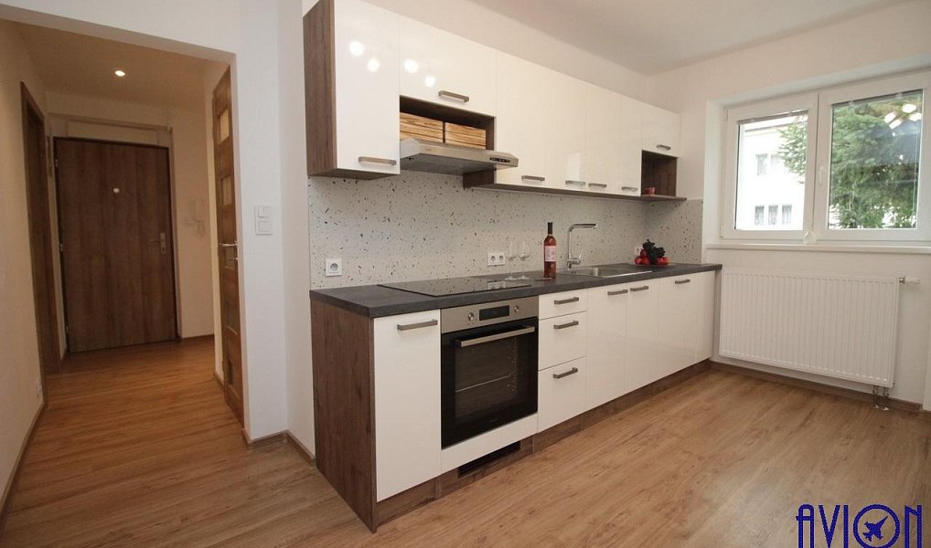 Pronájem bytu 2+1 54 m², Kolín – náhled fotky 8