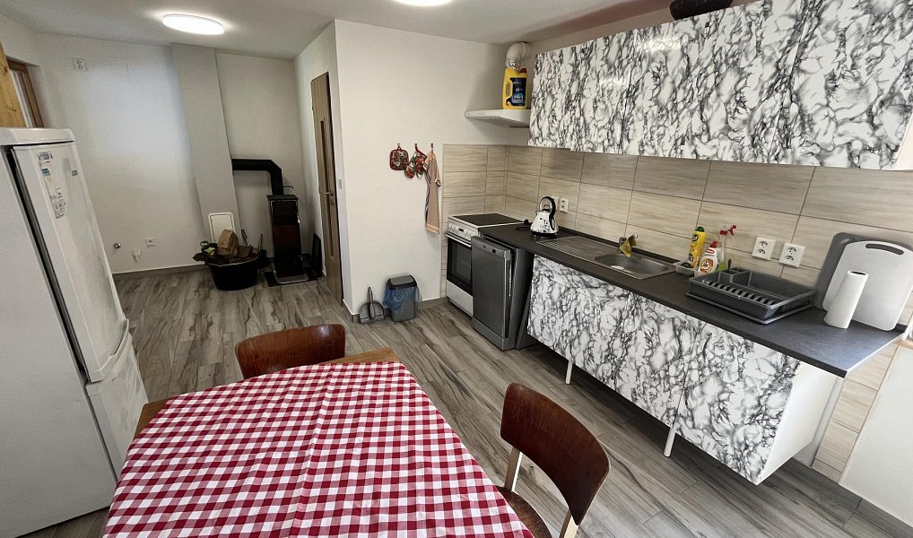 Prodej domu 190 m² s pozemkem 731 m², Šluknov – náhled fotky 22