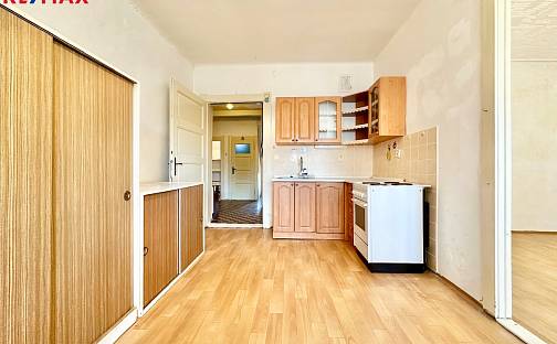 Prodej bytu 2+kk 55 m², Československé armády, Přelouč, okres Pardubice