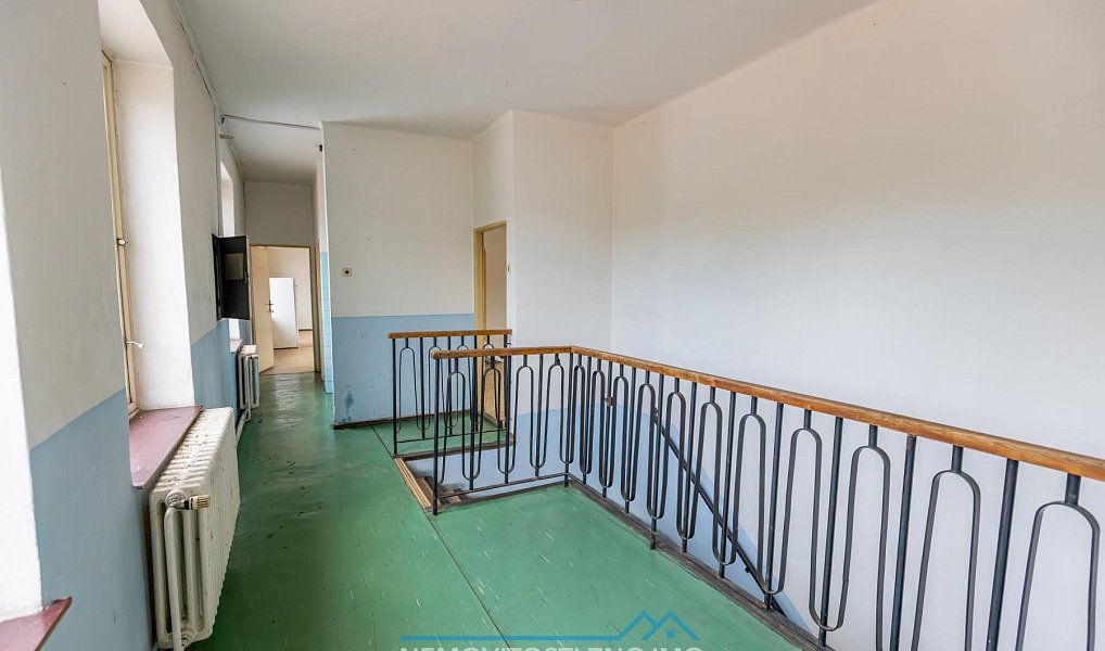 Prodej výrobních prostor 12 000 m², Hrušovany nad Jevišovkou – náhled fotky 29
