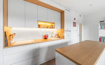 Pronájem bytu 4+kk 91 m²
