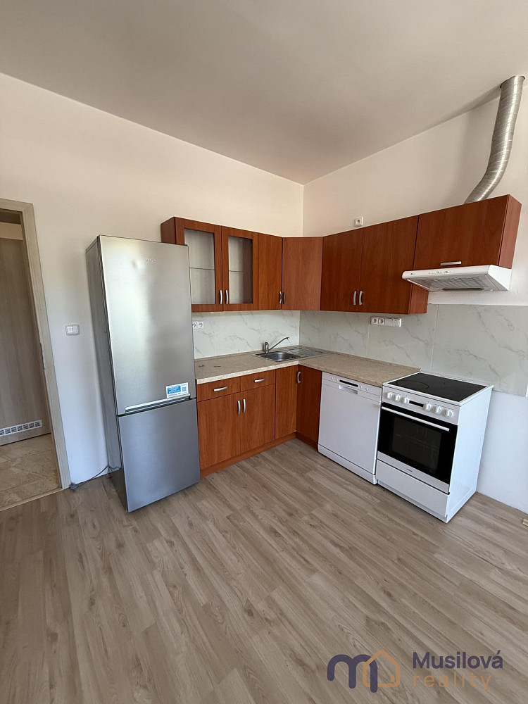 Pronájem bytu 2+kk 51 m² – fotografie 3