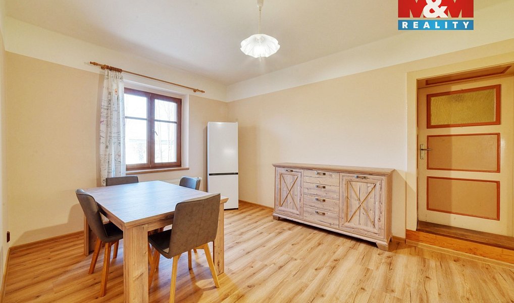 Prodej domu 248 m² s pozemkem 1 621 m², Cheb – náhled fotky 9
