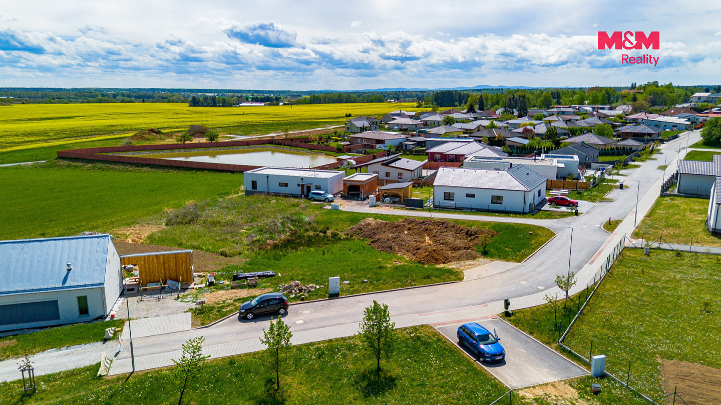 Prodej stavebního pozemku 820 m² – fotografie 5