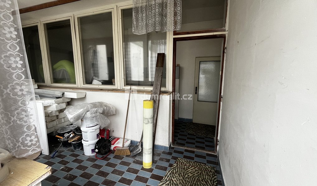 Pronájem obchodních prostor 223 m², Újezdeček – náhled fotky 8