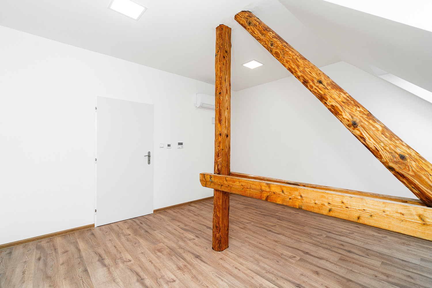 Pronájem bytu 3+kk 70 m² – další