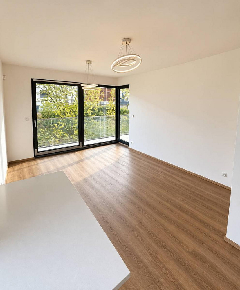Pronájem bytu 2+kk 70 m² – fotografie 5