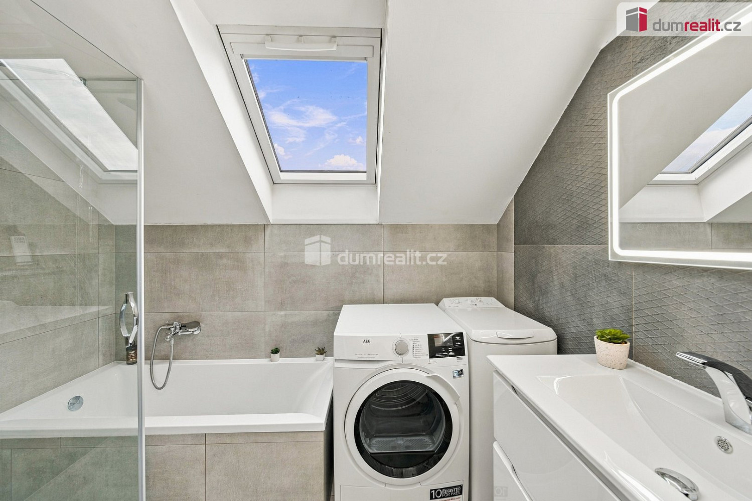 Prodej bytu 3+kk 70 m² – fotografie 3