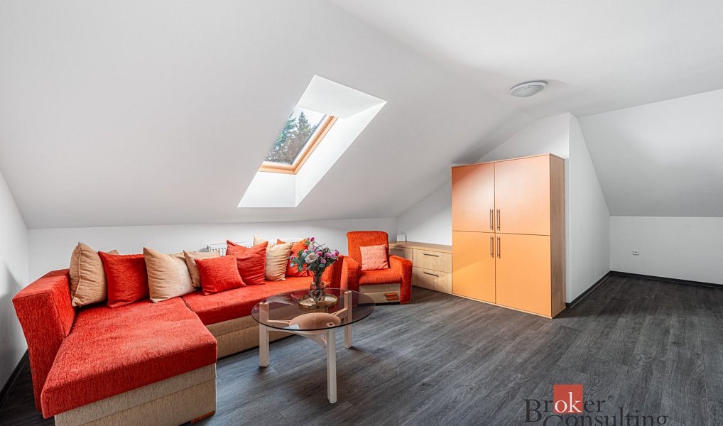 Prodej domu 195 m² s pozemkem 1 215 m², Kamenice – náhled fotky 17