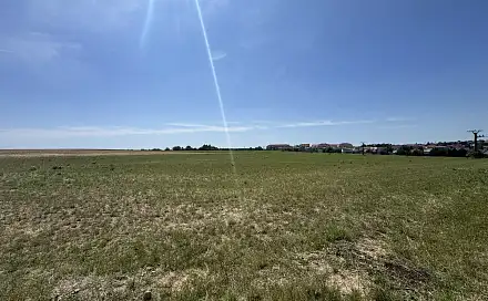 Prodej pole 3 220 m², Brno - Líšeň