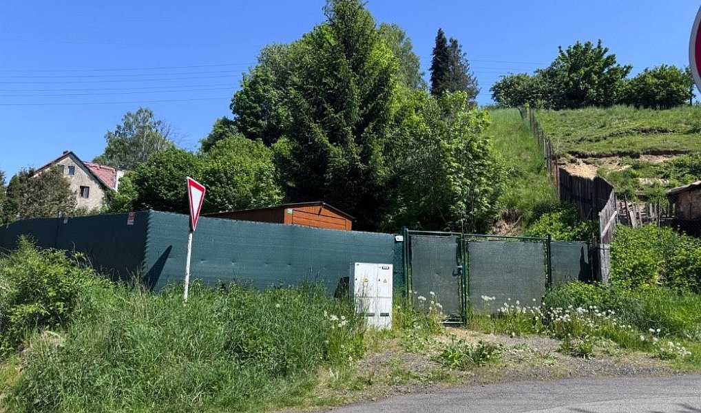 Prodej stavebního pozemku 887 m², Krásná Lípa – náhled fotky 9