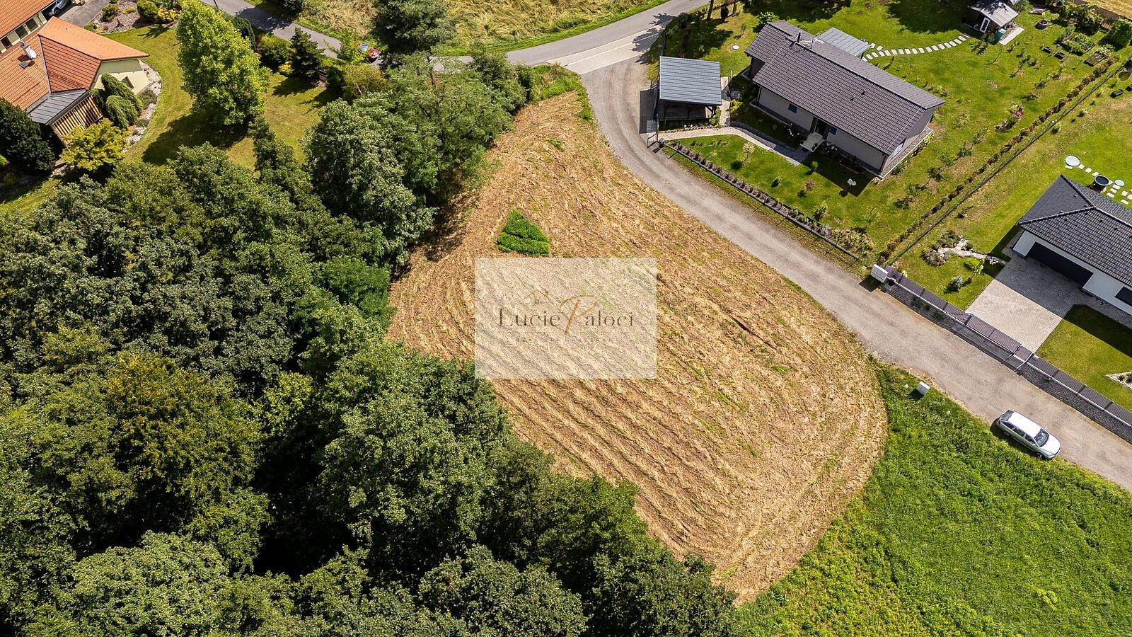 Prodej stavebního pozemku 1 115 m²