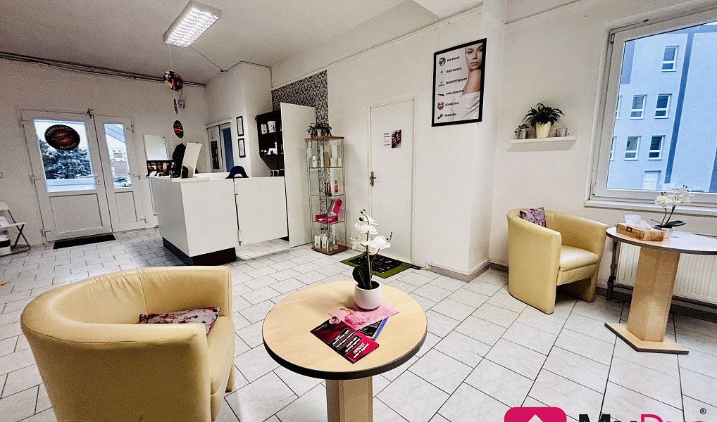 Pronájem obchodních prostor 11 m², Znojmo – náhled fotky 3