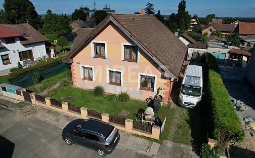 Prodej domu 238 m² s pozemkem 803 m², Bezno, okres Mladá Boleslav