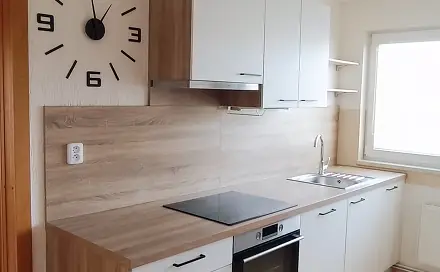 Pronájem bytu 4+1 90 m², Školní, Hustopeče, okres Břeclav
