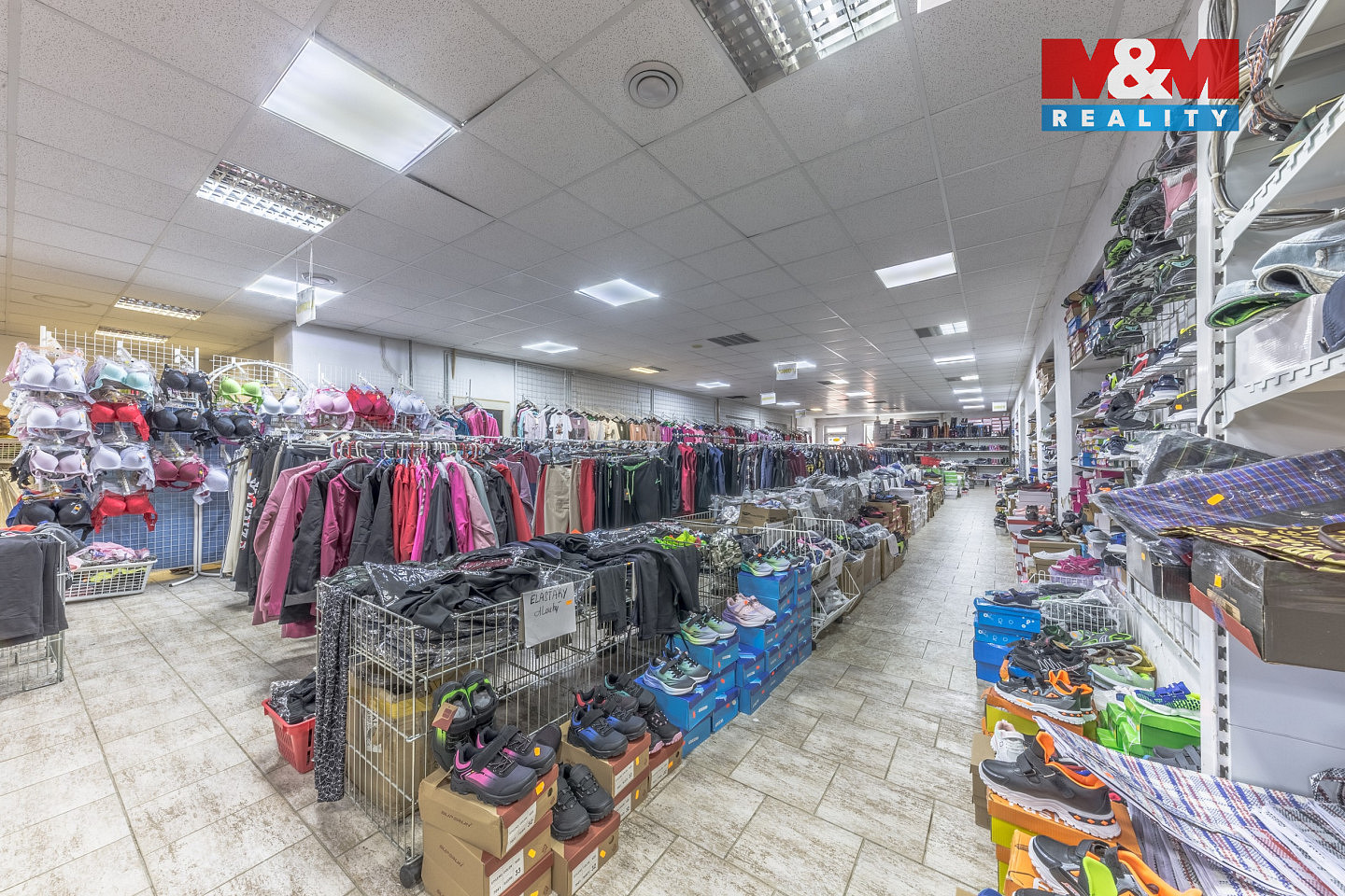 Prodej obchodních prostor 1 500 m² — photo 3