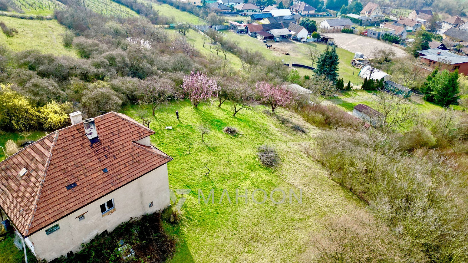 Prodej stavebního pozemku 4 400 m² — photo 4