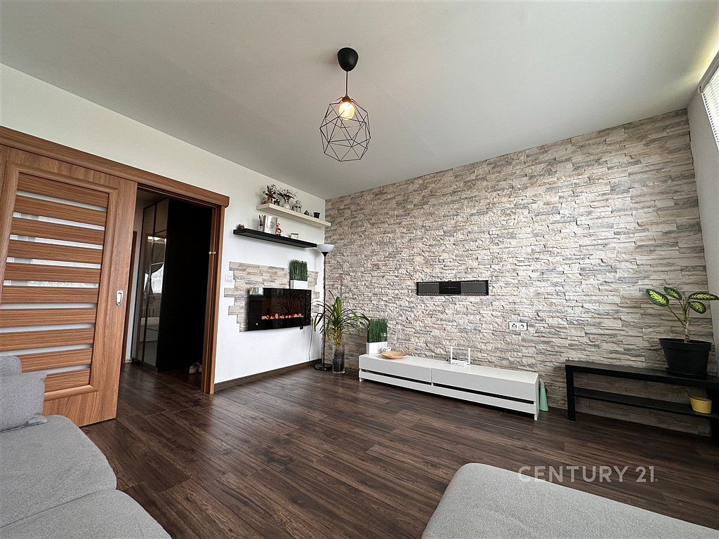 Pronájem bytu 3+1 62 m² — photo 2