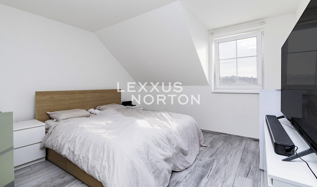 Pronájem domu 130 m² s pozemkem 370 m², Postřižín – náhled fotky 4