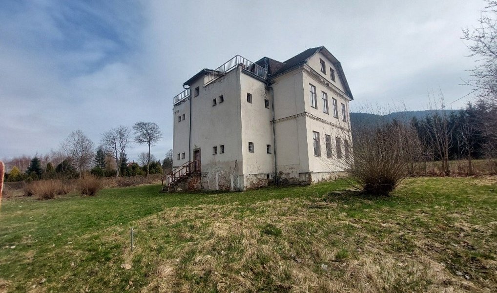 Prodej domu 670 m² s pozemkem 1 511 m², Královec – náhled fotky 3