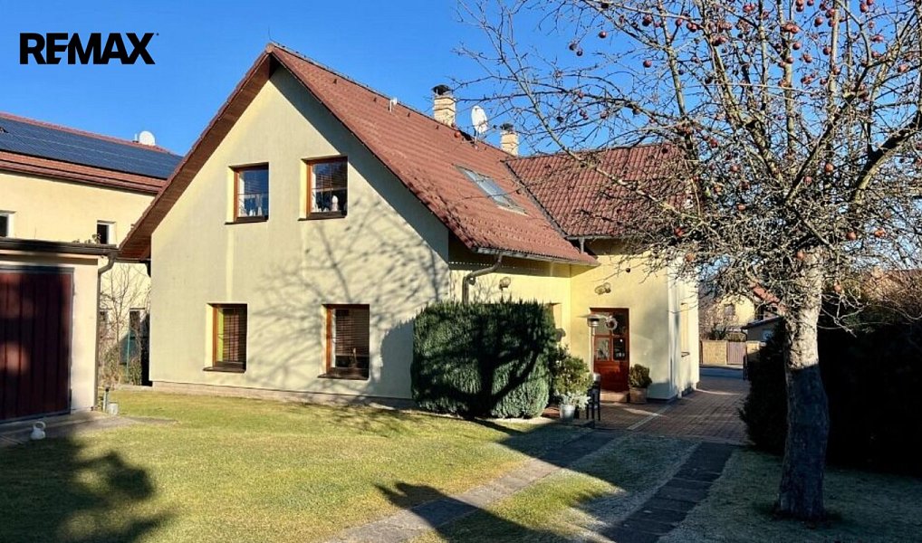 Prodej domu 220 m² s pozemkem 1 093 m², Pelhřimov – náhled fotky 29