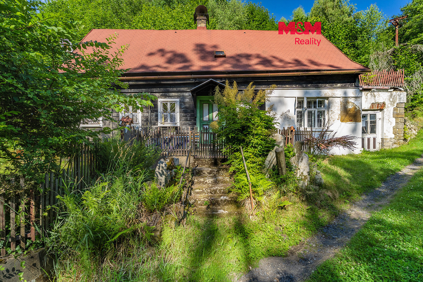 Prodej domu 167 m² s pozemkem 7 825 m²