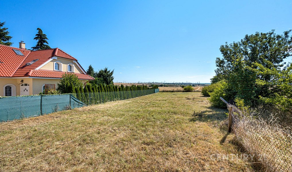 Prodej stavebního pozemku 975 m², Ořech – náhled fotky 5