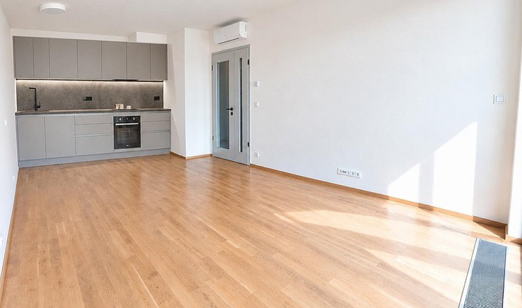 Pronájem bytu 2+kk 56 m², Praha – náhled fotky 5