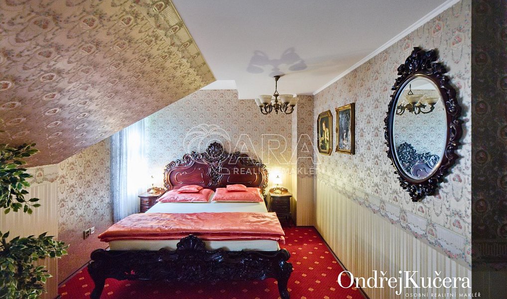 Prodej ubytovacího objektu 832 m², Hřensko – náhled fotky 31